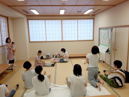 7月22日開催時の様子：「自宅でできる骨盤矯正講座」